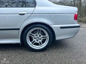 BMW 525i e39 - 2003