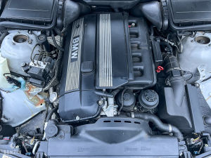 BMW 525i e39 - 2003