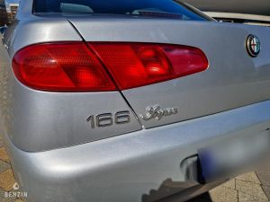 Alfa Romeo 166 V6 Turbo - 1998