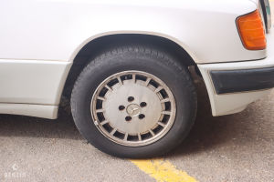 Mercedes-Benz 230 CE W124 - 1989