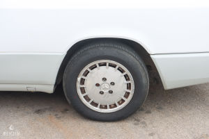 Mercedes-Benz 230 CE W124 - 1989