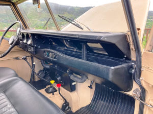 Land Rover Santana 109 Series III - 1981