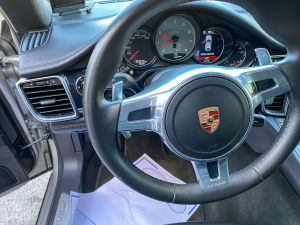 Porsche Panamera GTS - 2013
