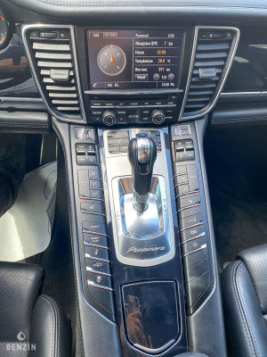 Porsche Panamera GTS - 2013