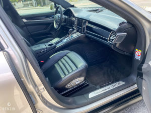 Porsche Panamera GTS - 2013