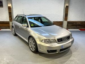 Audi RS4 B5 - 2001