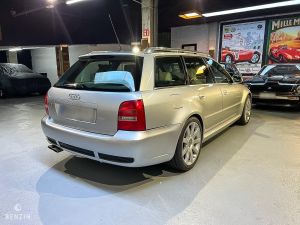 Audi RS4 B5 - 2001