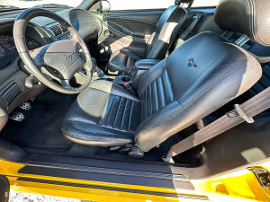 Ford Mustang GT Convertible 40th Anniversary - 2004