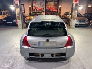 Renault Clio V6 - 2001