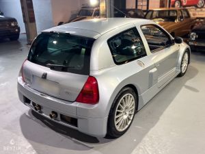 Renault Clio V6 - 2001