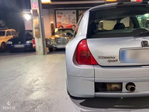 Renault Clio V6 - 2001