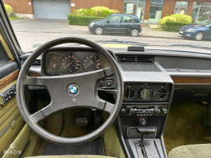 BMW 528i e12 - 1979
