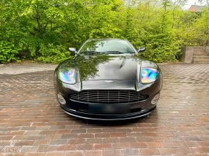 Aston Martin Vanquish S - 2005