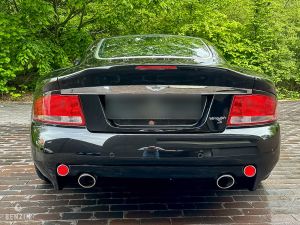 Aston Martin Vanquish S - 2005