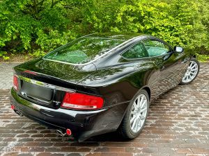 Aston Martin Vanquish S - 2005