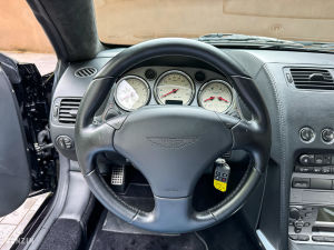 Aston Martin Vanquish S - 2005