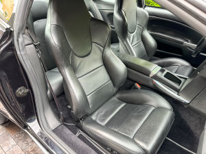 Aston Martin Vanquish S - 2005