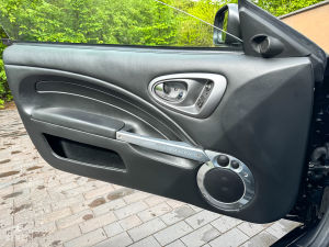 Aston Martin Vanquish S - 2005