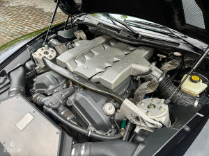 Aston Martin Vanquish S - 2005