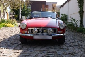 MG B - 1977