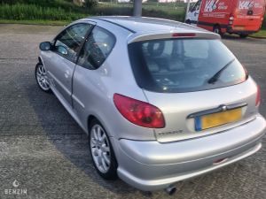 Peugeot 206 GT n°1955 - 2000