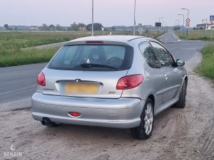 Peugeot 206 GT n°1955 - 2000