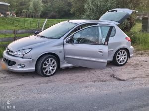 Peugeot 206 GT n°1955 - 2000