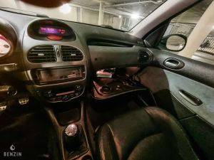 Peugeot 206 GT n°1955 - 2000