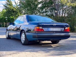 Mercedes-Benz 320 CE W124 - 1994