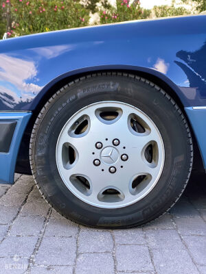 Mercedes-Benz 320 CE W124 - 1994