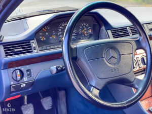 Mercedes-Benz 320 CE W124 - 1994