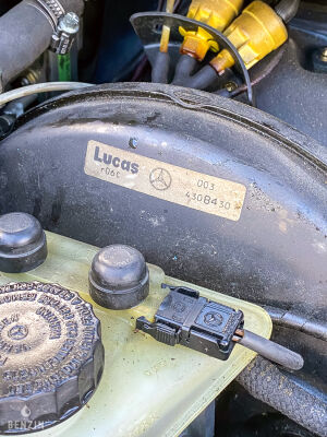 Mercedes-Benz 320 CE W124 - 1994