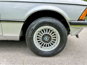 BMW 323i e21 BV5 - 1981