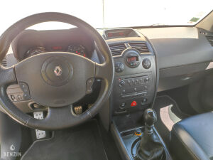 Renault Megane 2 RS - 2004