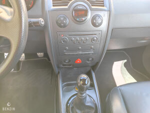 Renault Megane 2 RS - 2004