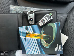 BMW 750i ActiveHybrid f01 18k km - 2011