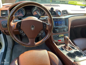 Maserati Granturismo Sport 4.7 ZF - 2009