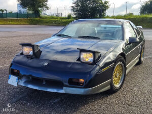 Pontiac Fiero GT V6 - 1989