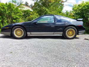 Pontiac Fiero GT V6 - 1989