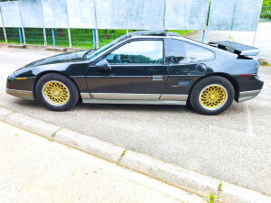 Pontiac Fiero GT V6 - 1989
