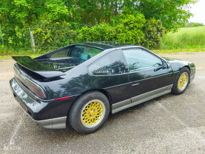 Pontiac Fiero GT V6 - 1989