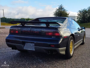 Pontiac Fiero GT V6 - 1989