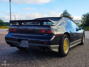 Pontiac Fiero GT V6 - 1989