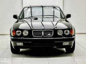 BMW 750iL e32 - 1994