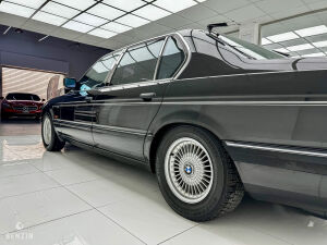BMW 750iL e32 - 1994