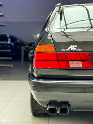 BMW 750iL e32 - 1994