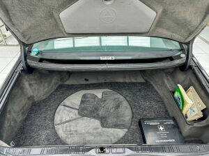 BMW 750iL e32 - 1994