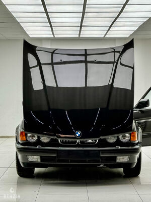 BMW 750iL e32 - 1994