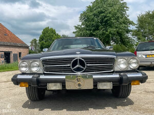 Mercedes-Benz 380 SL R107 - 1985
