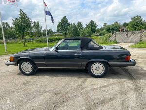 Mercedes-Benz 380 SL R107 - 1985